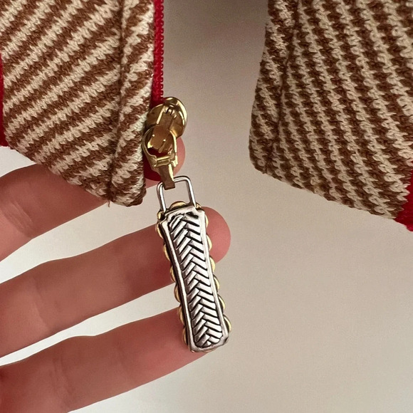 VINTAGE St. John’s Pre-Fall ‘07 Denim Zip-Up Blazer | Medium/Large - Picture 2 of 11